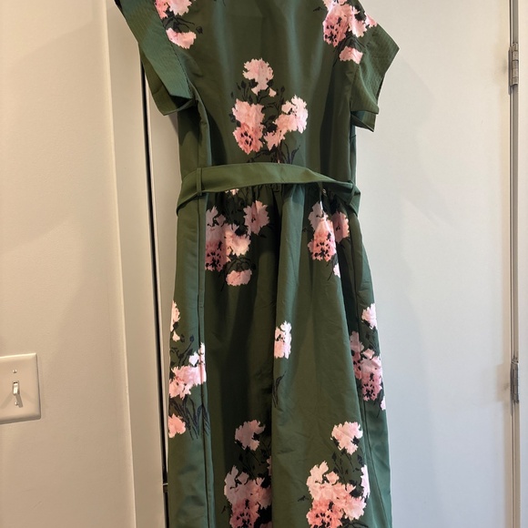 Tuckernuck Green Midi Dress - Picture 6 of 6